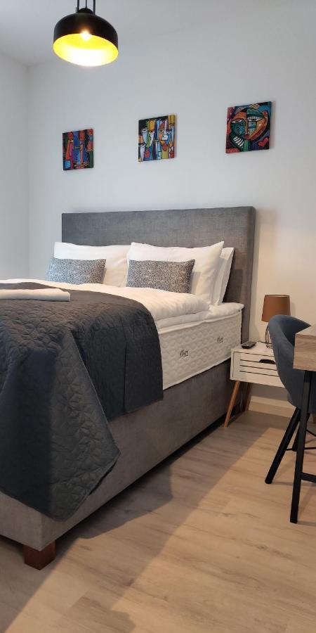 Pe-Ki Apartman Székesfehérvár Szekesfehervar Exterior foto